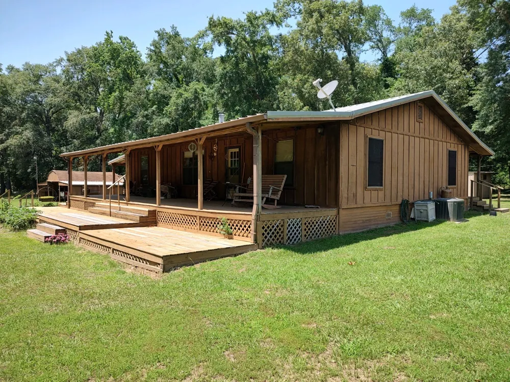 1061 County Road 1807 Yantis, TX 75497