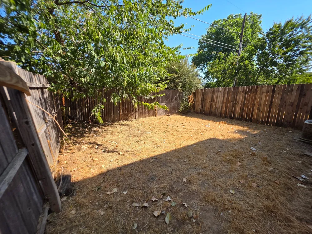 1249 Village Garden Drive Azle, TX 76020