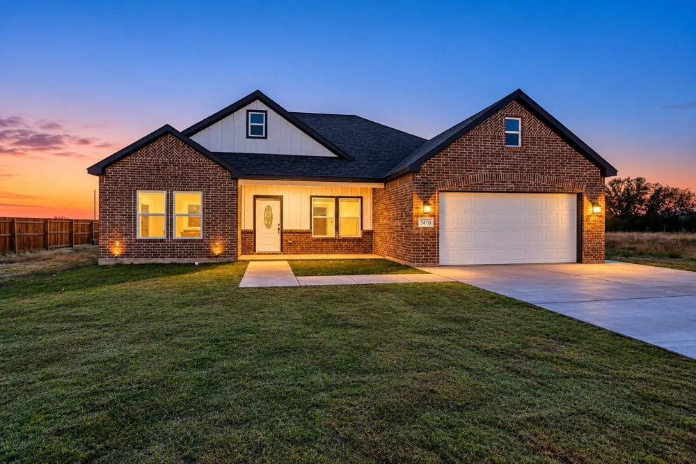 740 Section House Road Alma, TX 75119