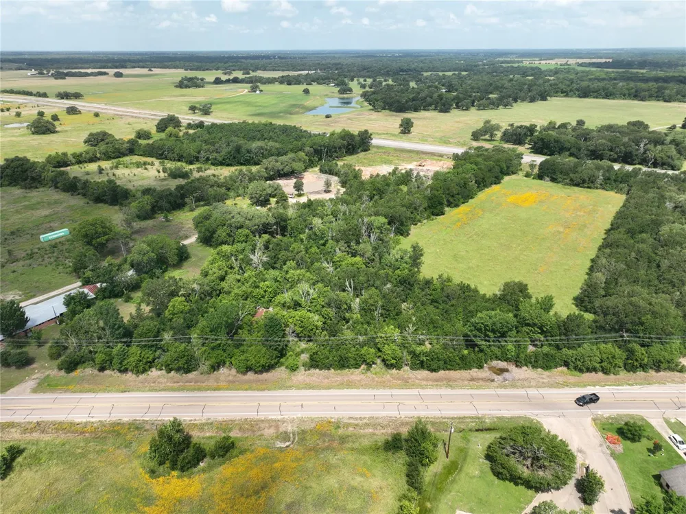 9436 Fm 2155 Snook, TX 77879