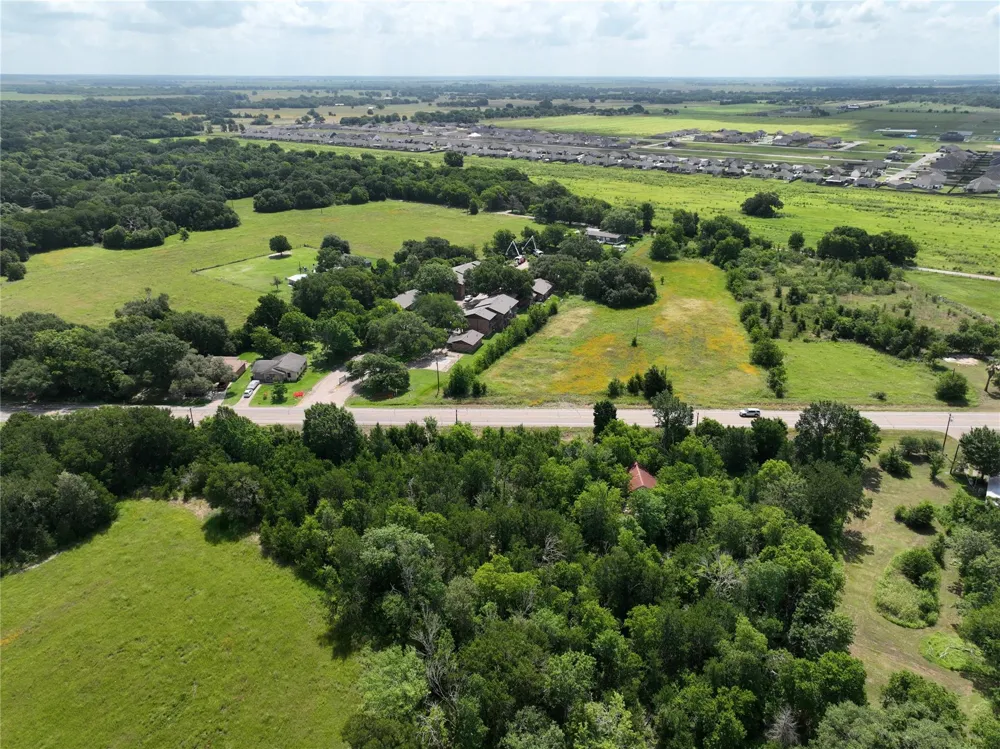 9436 Fm 2155 Snook, TX 77879