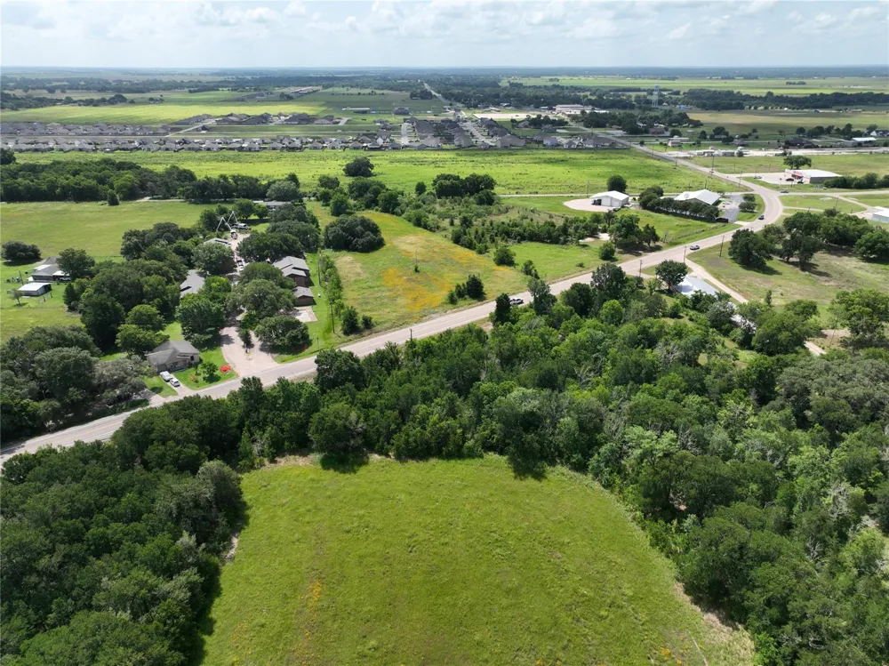 9436 Fm 2155 Snook, TX 77879