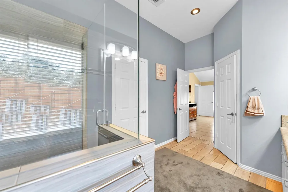 7318 Crestbury Lane Cypress, TX 77433