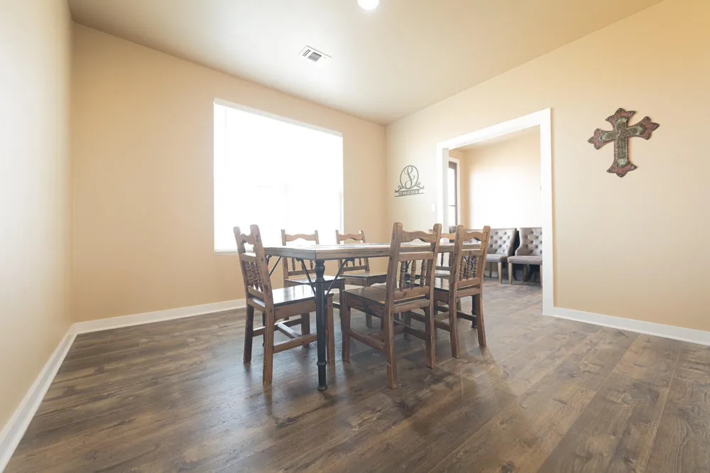 487 County Road 301 Shiner, TX 77984
