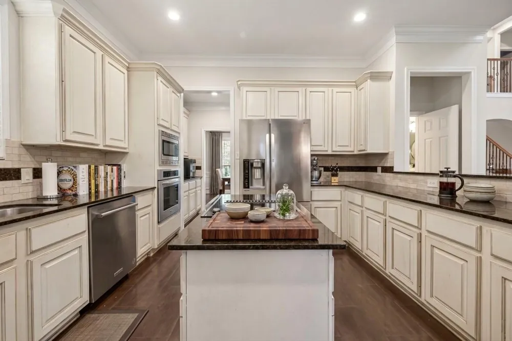 5349 Val Verde Street Houston, TX 77056