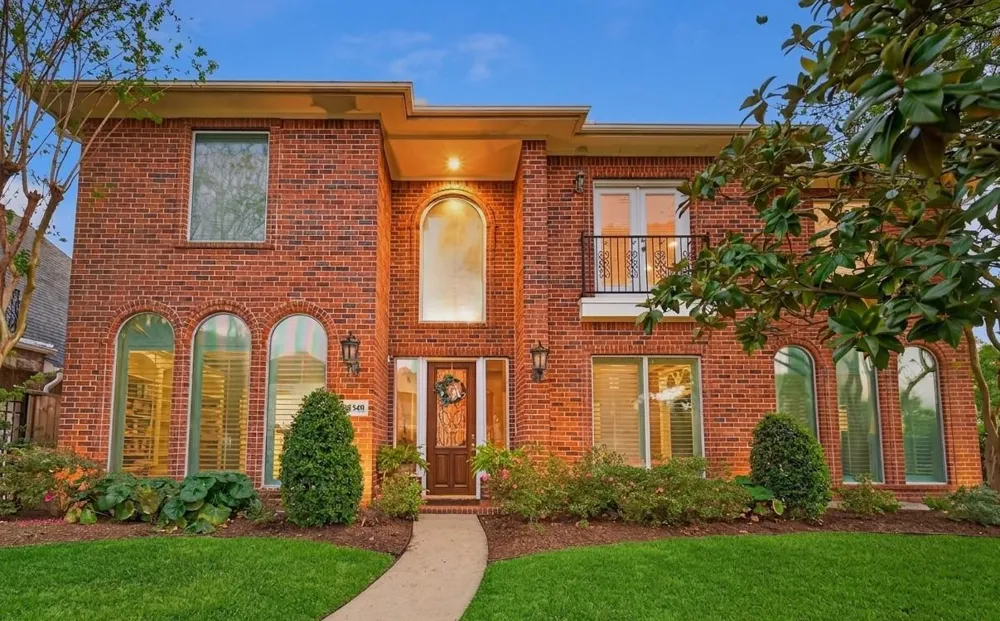 5349 Val Verde Street Houston, TX 77056