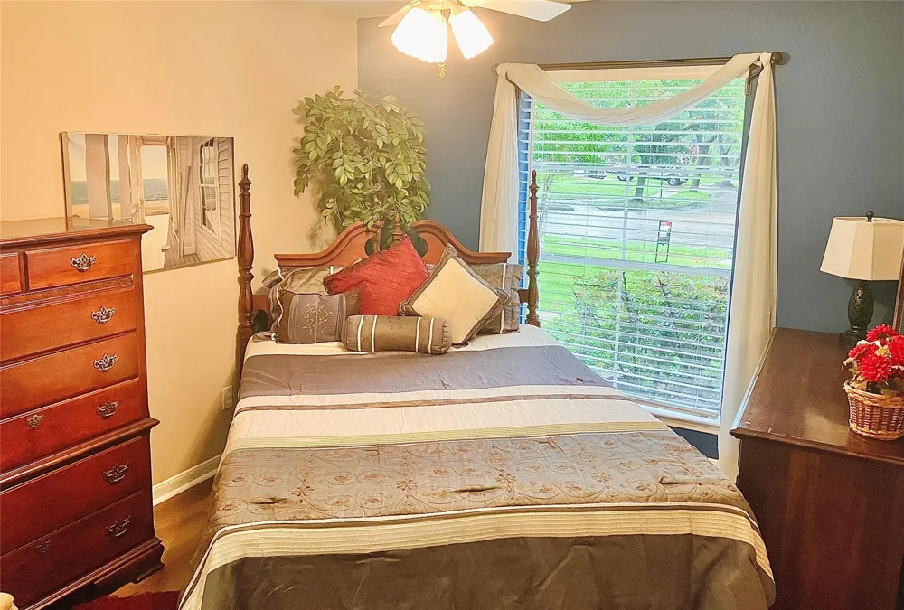 1610 Diamond Brook Drive Houston, TX 77062