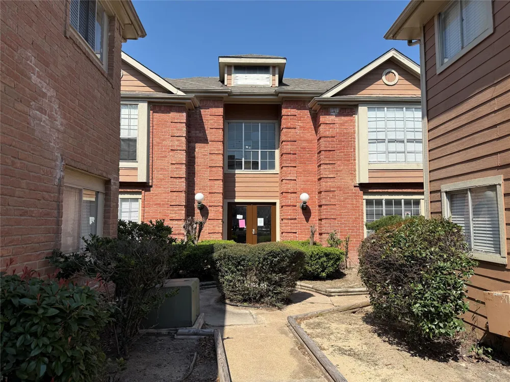 12200 Overbrook Lane #34D Houston, TX 77077