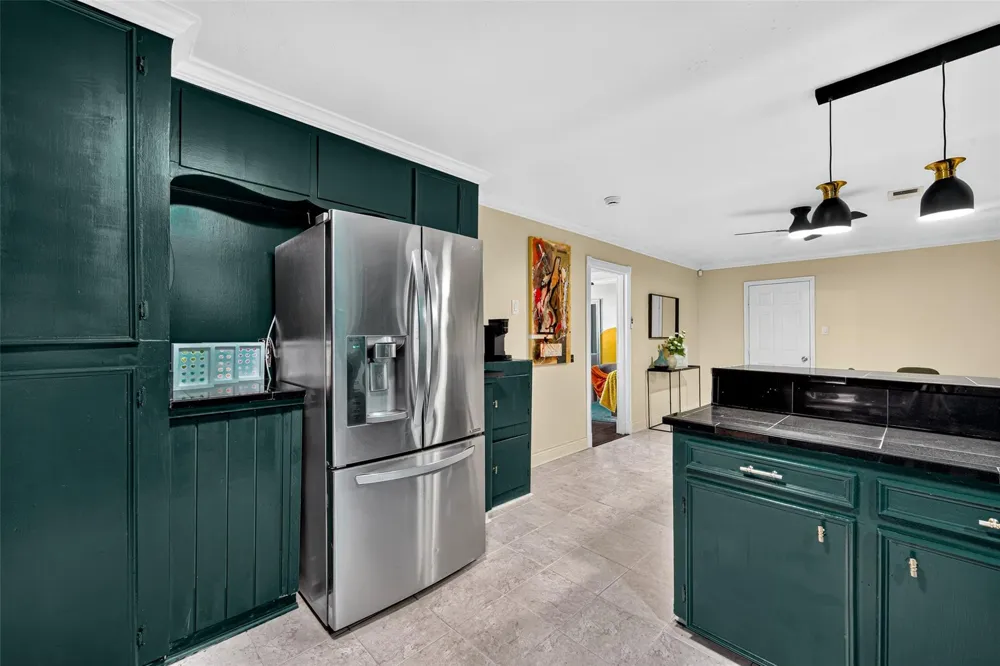 6605 Winton Street Houston, TX 77021