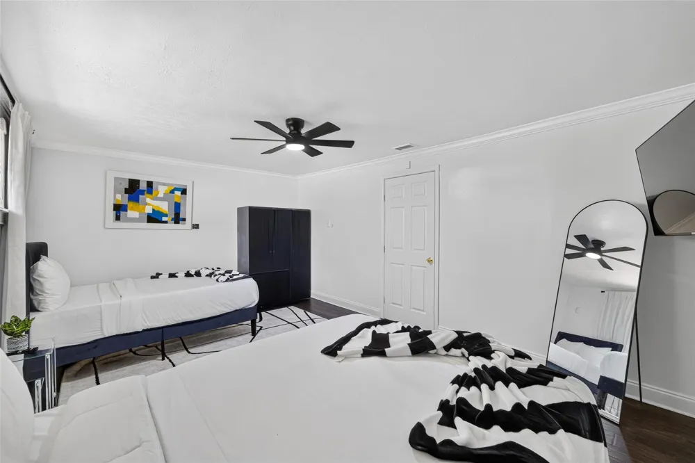 6605 Winton Street Houston, TX 77021