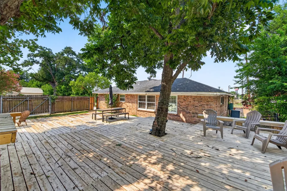 6605 Winton Street Houston, TX 77021