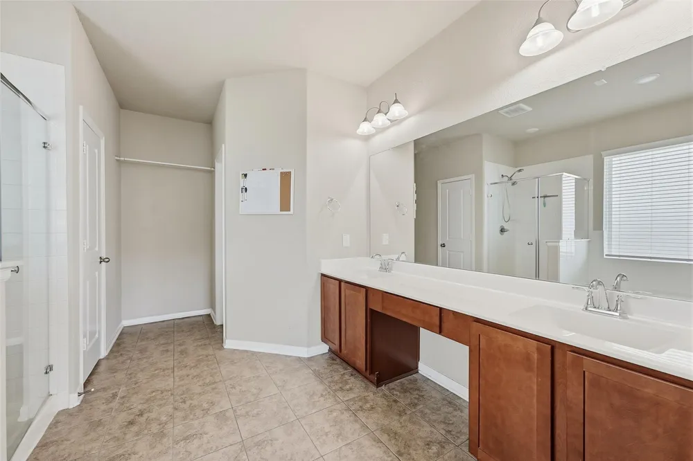 619 Yoke Drive Crosby, TX 77532