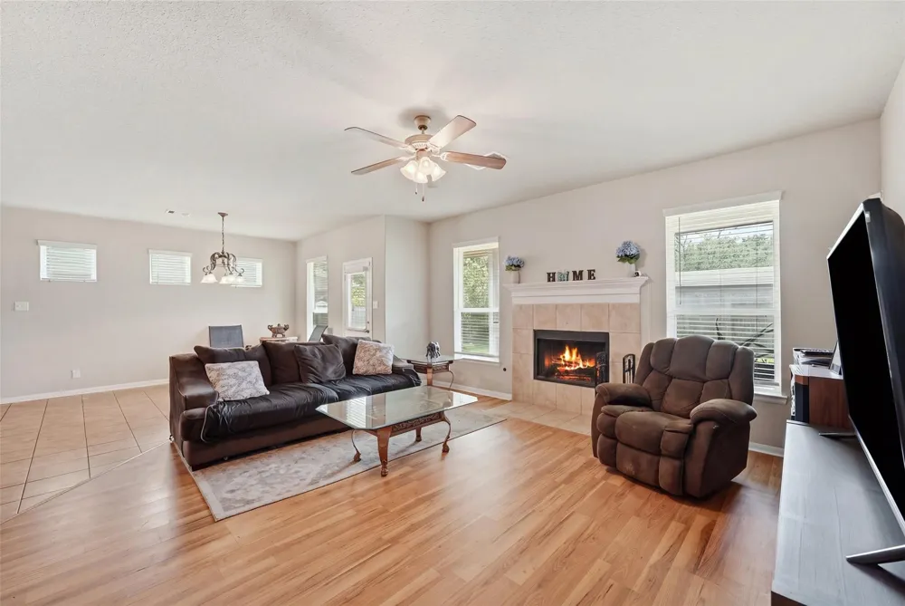 619 Yoke Drive Crosby, TX 77532