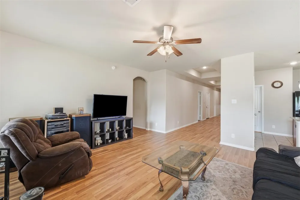619 Yoke Drive Crosby, TX 77532