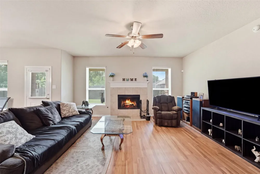 619 Yoke Drive Crosby, TX 77532