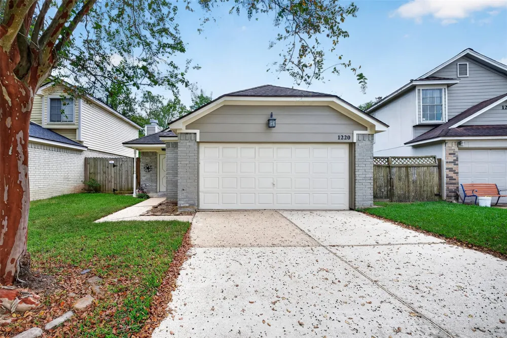 1220 Chelsea Lane Pearland, TX 77581