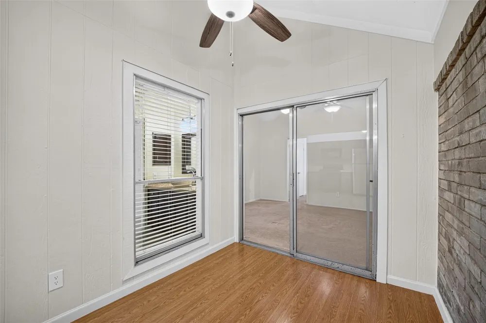 1220 Chelsea Lane Pearland, TX 77581