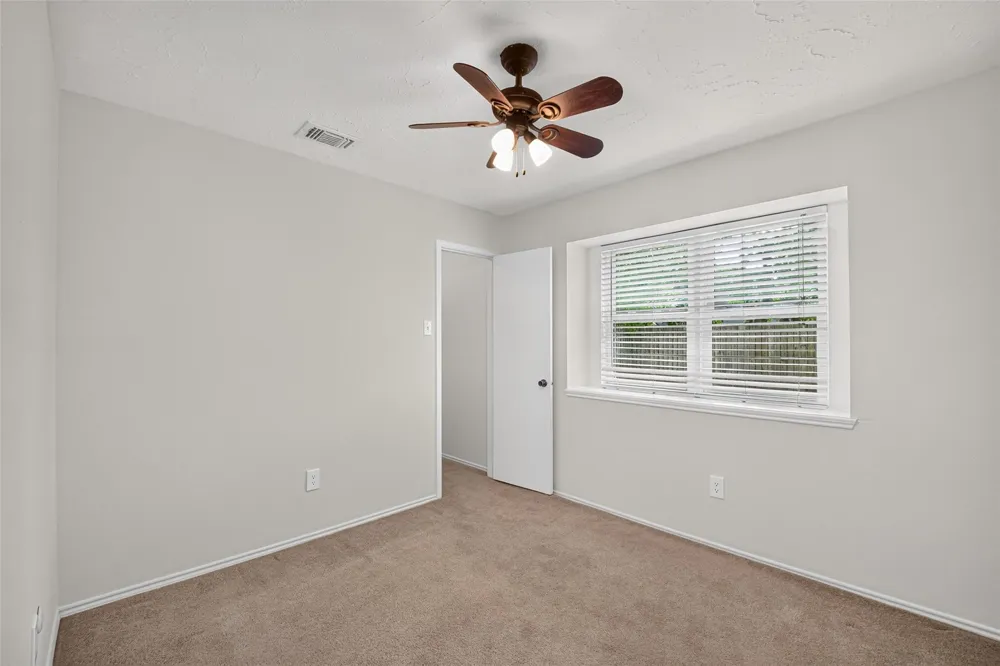 1220 Chelsea Lane Pearland, TX 77581