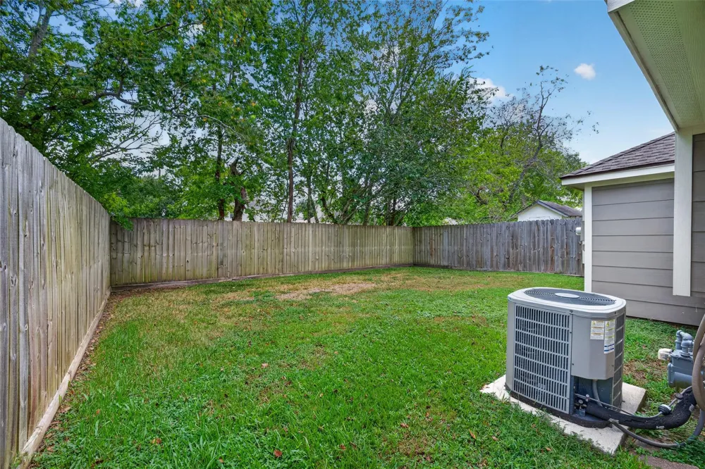 1220 Chelsea Lane Pearland, TX 77581