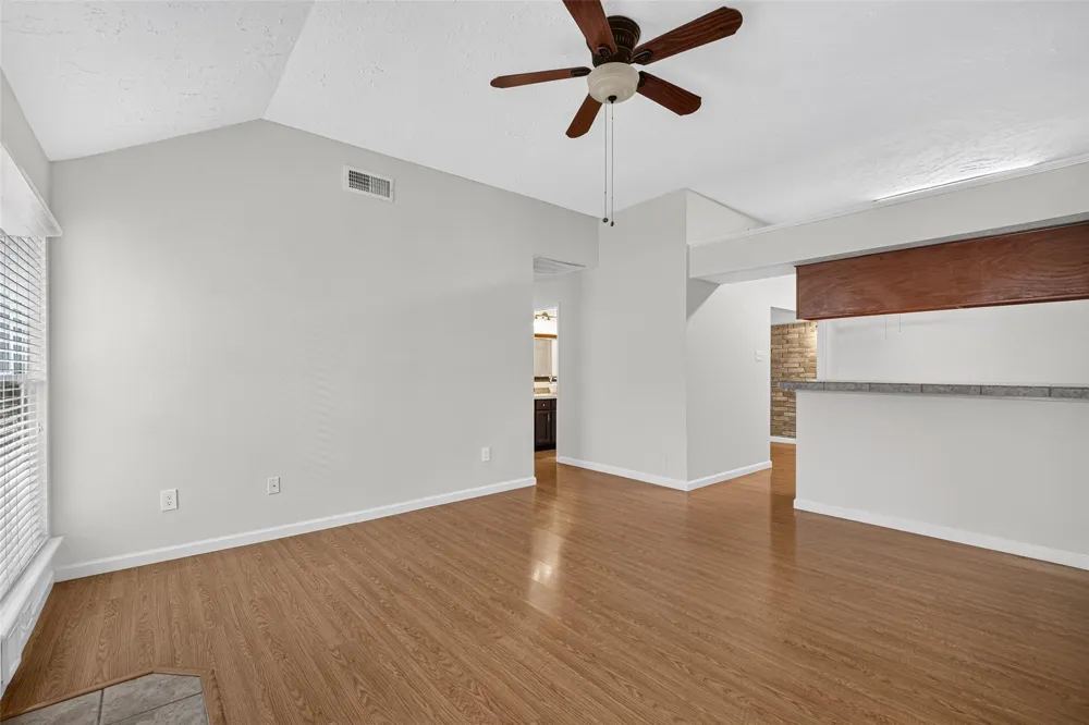 1220 Chelsea Lane Pearland, TX 77581