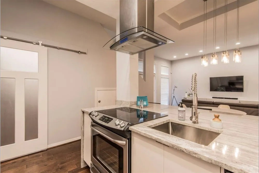 3940 Hawthorne Avenue #6 Dallas, TX 75219