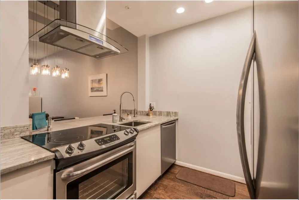 3940 Hawthorne Avenue #6 Dallas, TX 75219