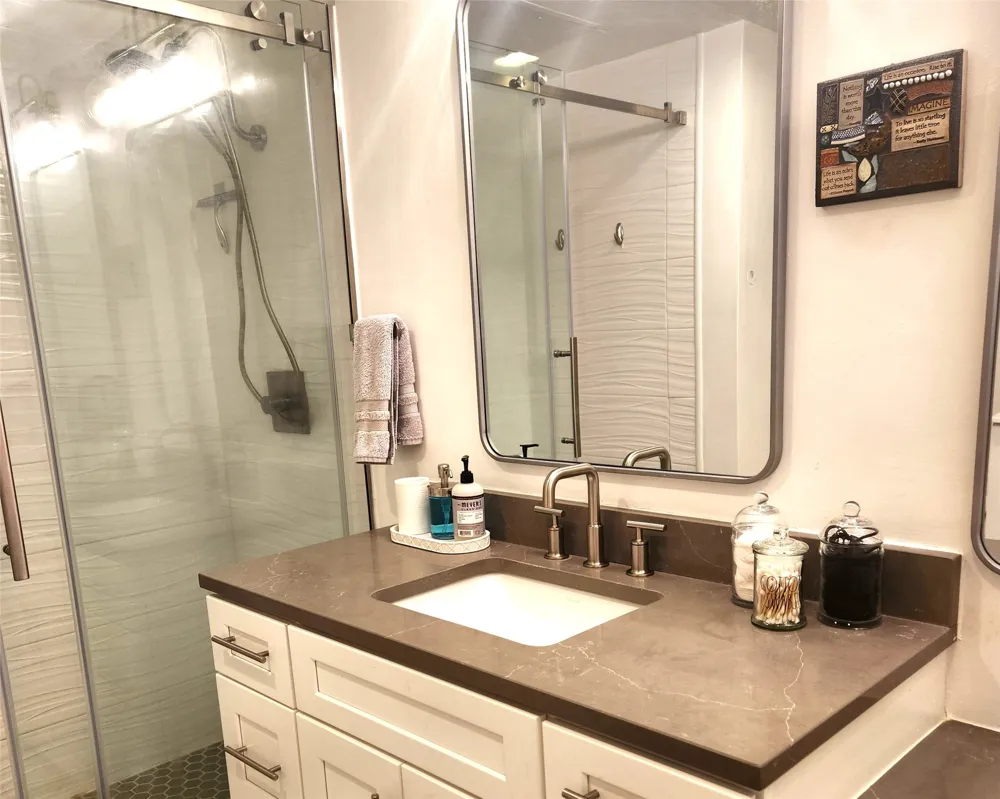 3940 Hawthorne Avenue #6 Dallas, TX 75219
