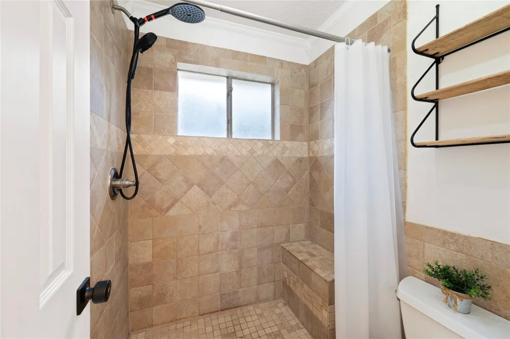 2506 Bisontine Street Friendswood, TX 77546