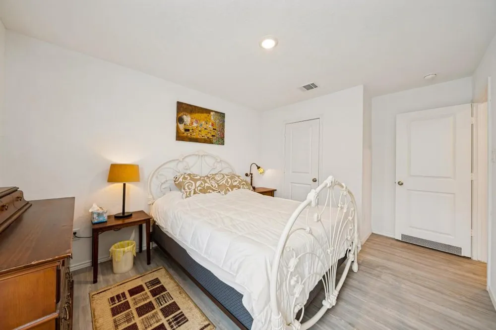 410 De Herrera San Antonio, TX 78220