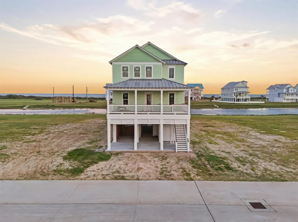 11327 Starfish Drive Galveston, TX 77554