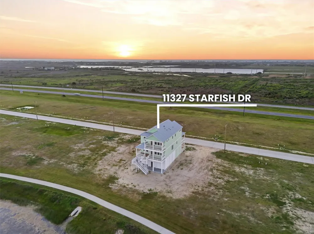 11327 Starfish Drive Galveston, TX 77554