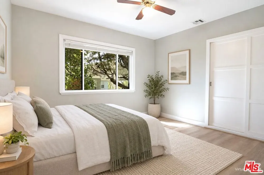 414 University Avenue Burbank, CA 91504