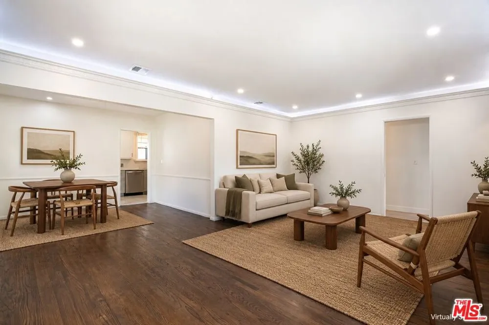 414 University Avenue Burbank, CA 91504