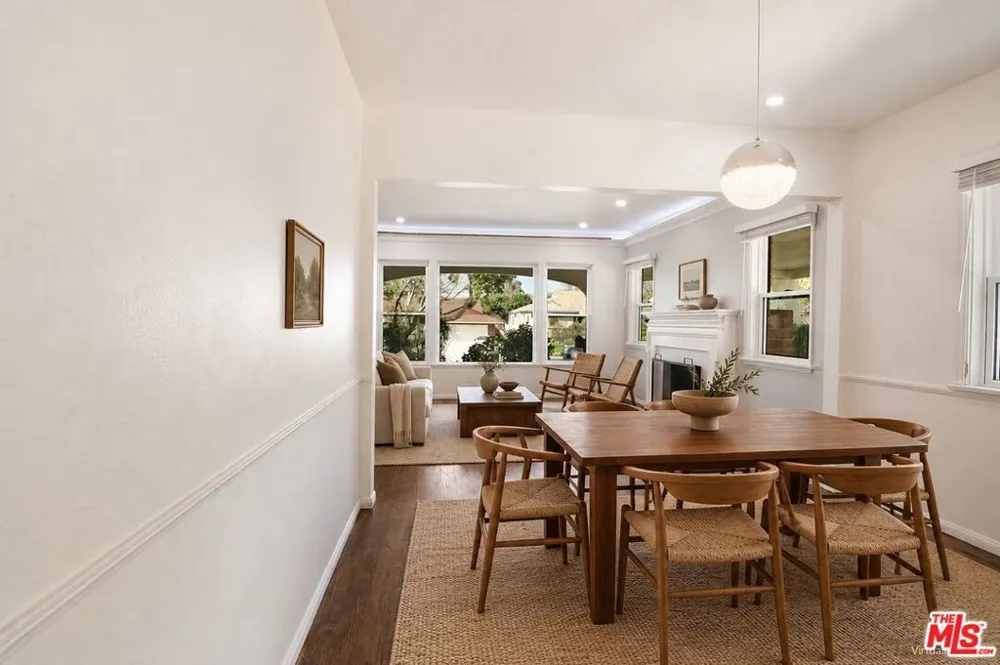414 University Avenue Burbank, CA 91504