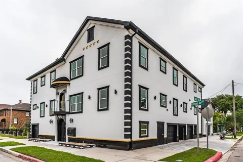 1801 Rosenberg Street #202