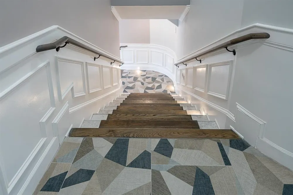 1801 Rosenberg Street #202 Galveston, TX 77550