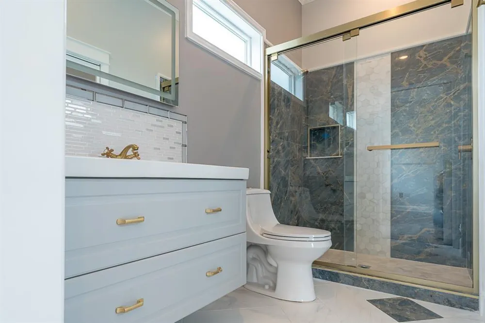 1801 Rosenberg Street #202 Galveston, TX 77550