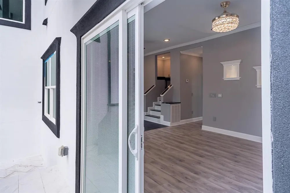 1801 Rosenberg Street #202 Galveston, TX 77550