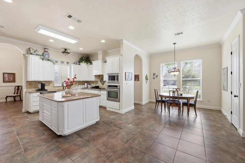 420 River Birch Drive Lumberton, TX 77657