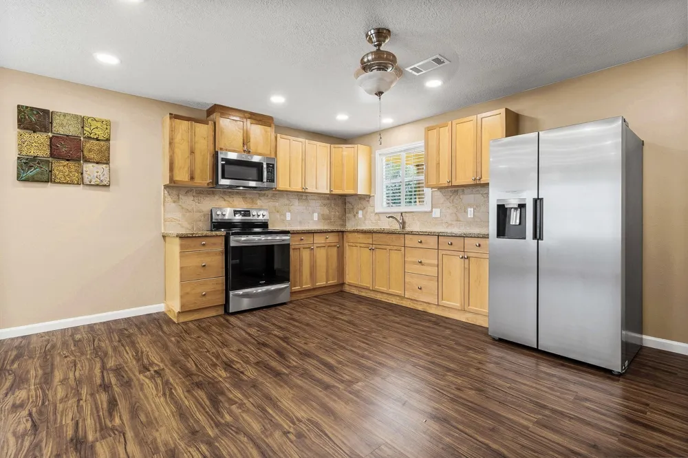 330 Pine Brook Dr Livingston, TX 77351