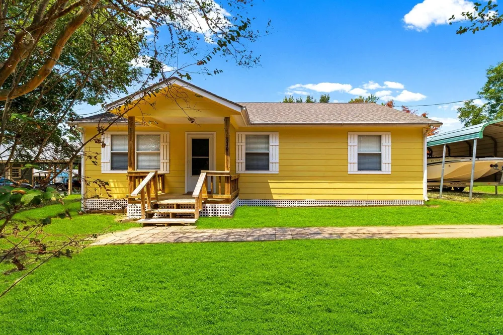 330 Pine Brook Dr Livingston, TX 77351