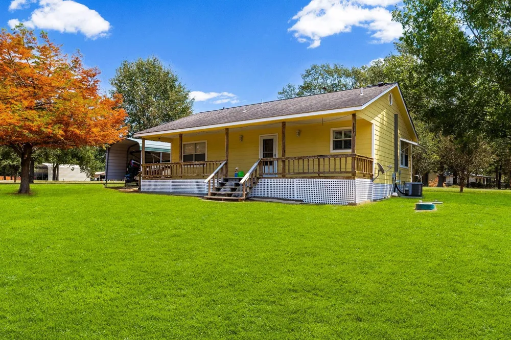 330 Pine Brook Dr Livingston, TX 77351