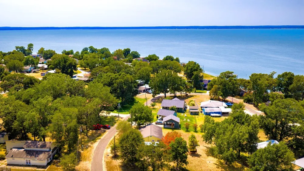 330 Pine Brook Dr Livingston, TX 77351