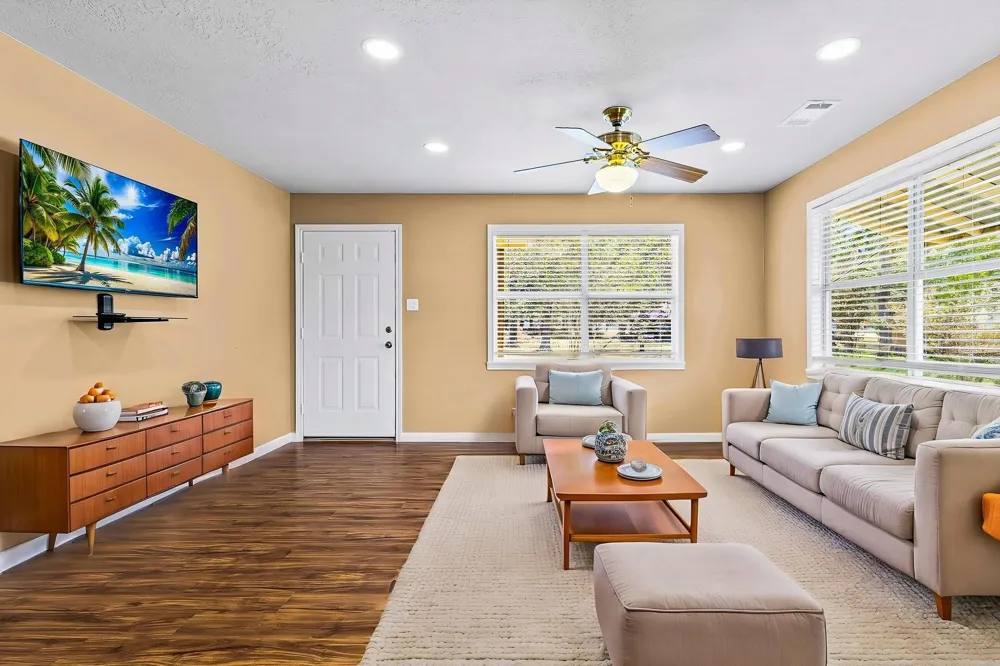 330 Pine Brook Dr Livingston, TX 77351
