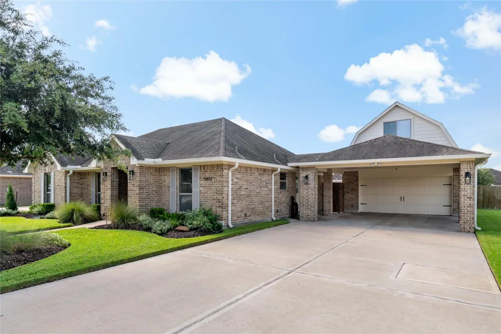 6802 Arlington Drive Manvel, TX 77578