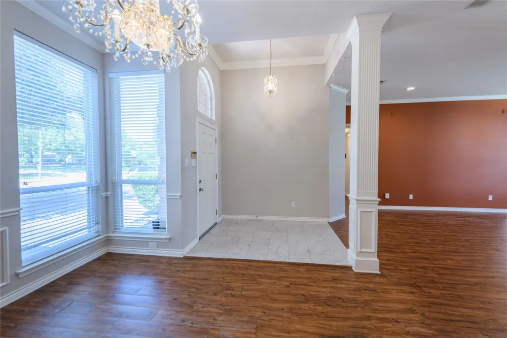 3120 Steve Drive Hurst, TX 76054