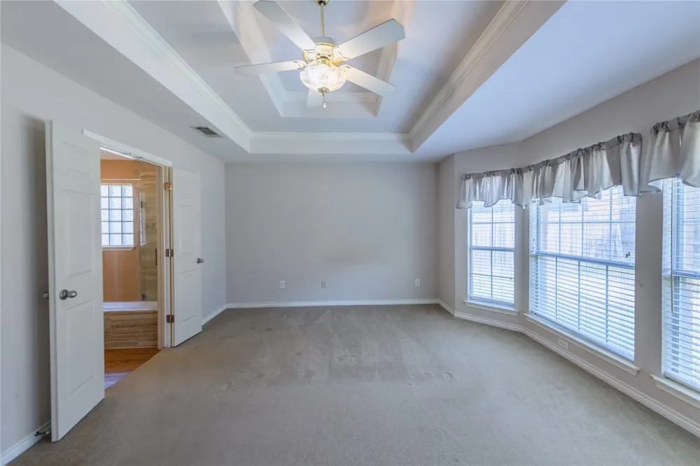3120 Steve Drive Hurst, TX 76054
