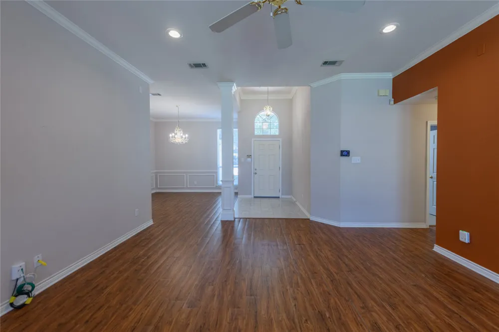3120 Steve Drive Hurst, TX 76054