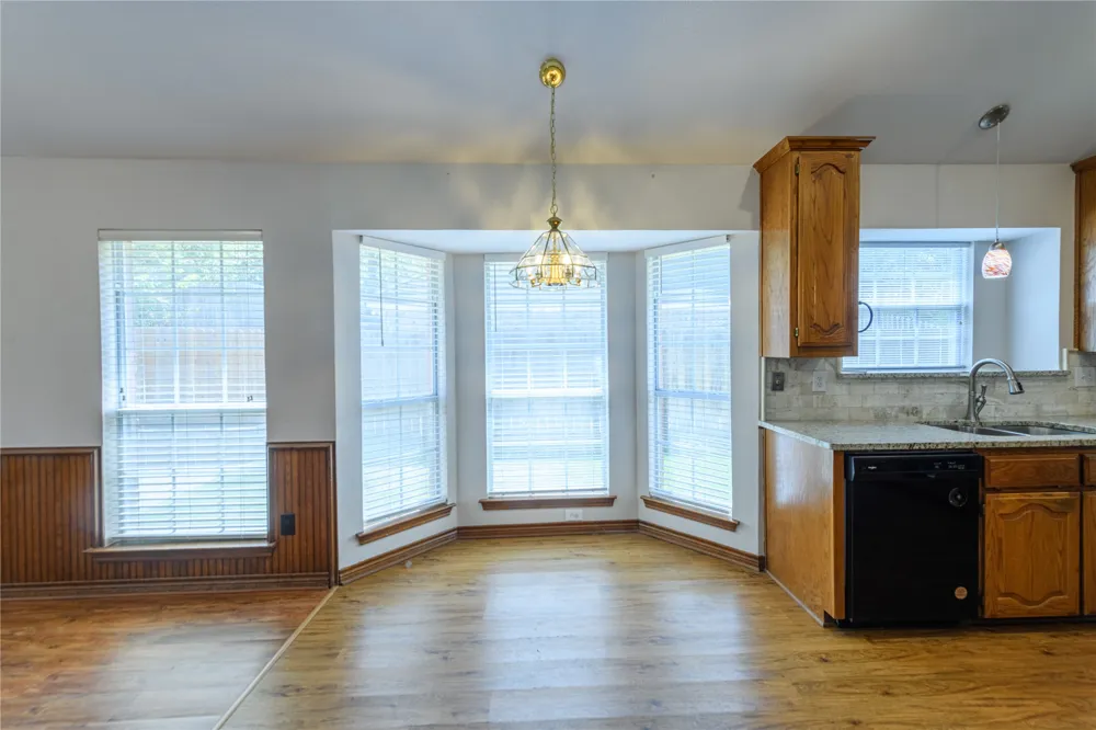 3120 Steve Drive Hurst, TX 76054