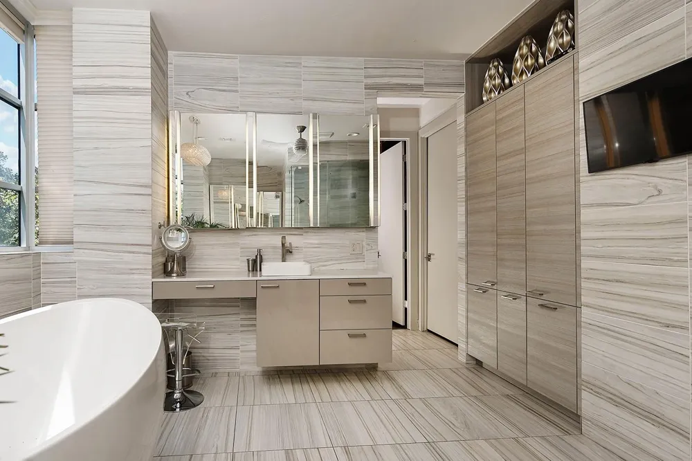 1 Waterway Court #4E The Woodlands, TX 77380